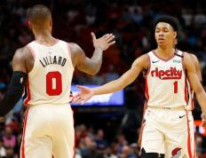 LDSPORTS-包含字母哥巅峰对决，德约科维奇与30激战热火分钟，战术调整胜负难料！的词条