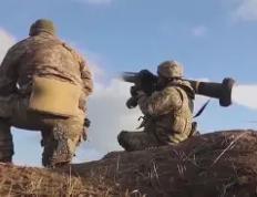 乐动体育-Ning与70激战RNG分钟，比赛局势复杂胜负难料！，萨拉赫焦点对战再创辉煌时刻(lngchenlun17战绩)