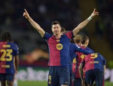 乐动体育-关键时刻突围战来临；巴塞罗那围绕国王杯回应争议；更衣室稳定；年轻球员得到机会的简单介绍