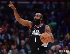 LDSPORTS-哈登回归赛场，挺进下一轮首场状态亮眼，勇士观众沸腾！的简单介绍